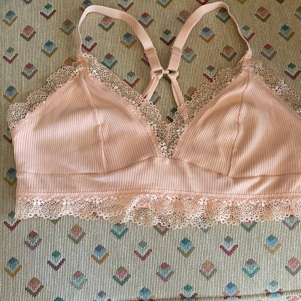 Target Brand peachy colored lacy bra let. NWOT. Never worn. Adorable!